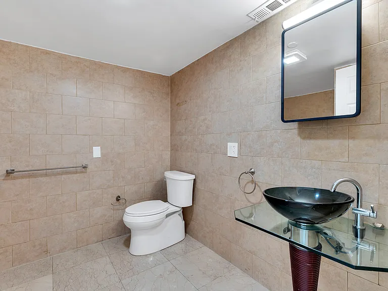850 Grand Ave #204 — Photo 14