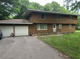 21058 Oak Ln, Maple Park, IL 60151