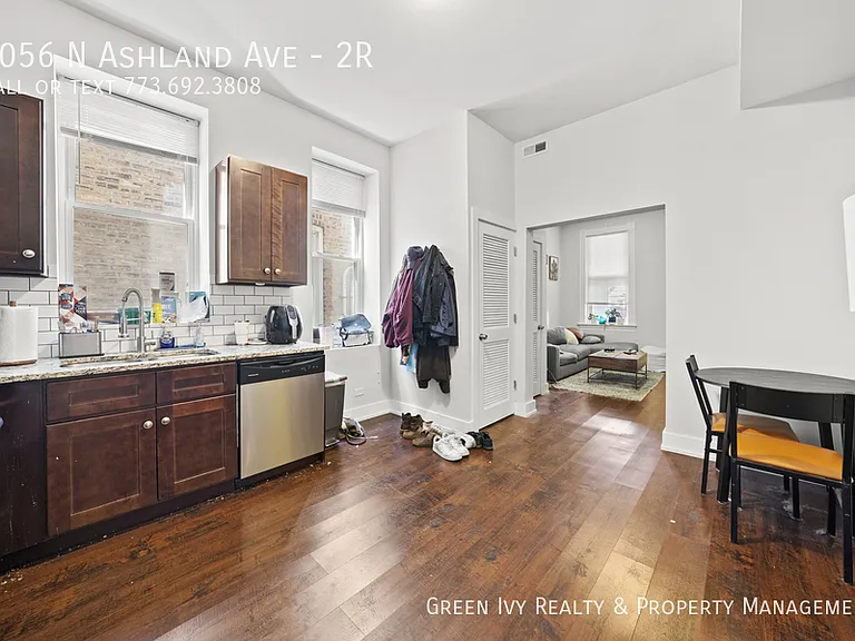 1056 N Ashland Ave #2R — Photo 4
