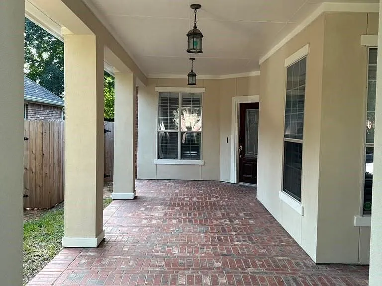 3511 Cedar Hill Ct — Photo 3