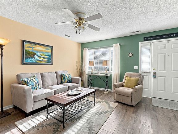 3rd image of 612 3rd Ave. S #9b