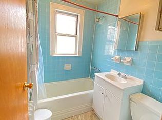 21-47 21st St #3, Astoria, NY 11105