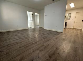 3156 Mary St, Miami, FL 33133