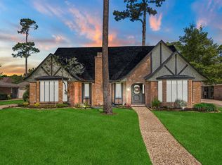 5614 Spanish Oak Dr, Houston, TX 77066