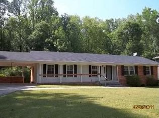 555 Hiawassee Dr SW, Atlanta, GA 30311