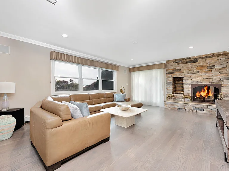 36A Prescott St — Photo 8