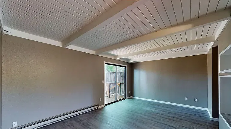 2 bed, 1054 sqft, $1,900 — Photo 2