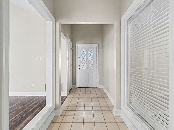 2nd image of 505 Springhill Dr