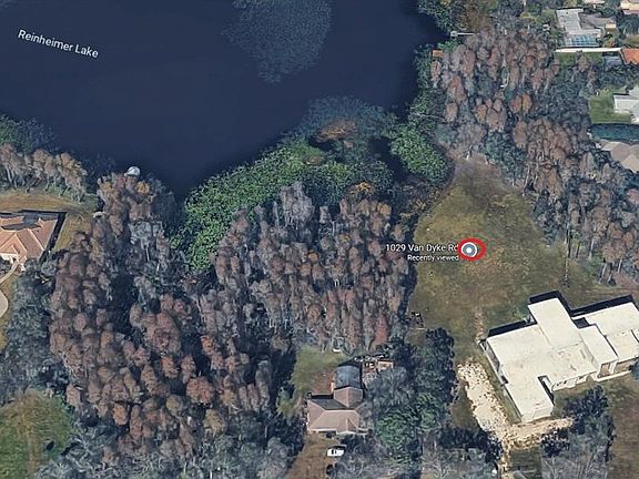 3rd image of 1029 Van Dyke Rd