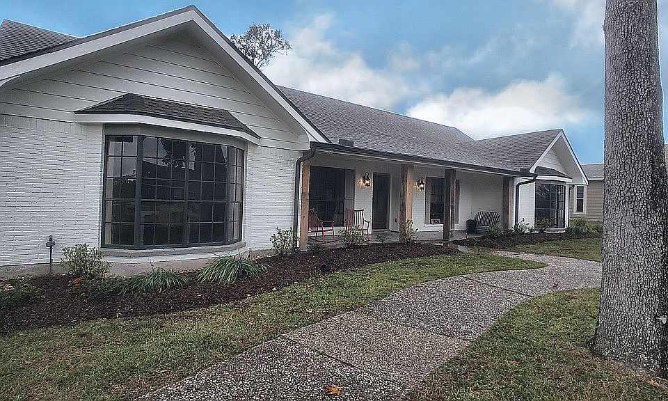1st image of 5004 E Saint Charles Ave