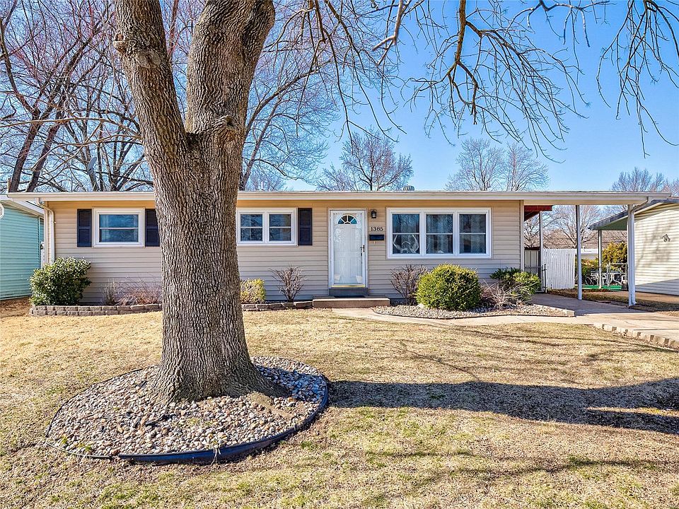 1st image of 1385 Bobolink Dr