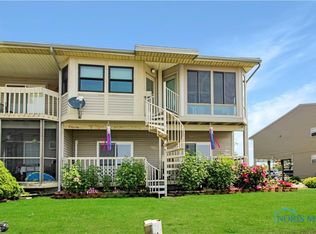 6506 N Harris Harbor Dr, Oak Harbor, OH 43449