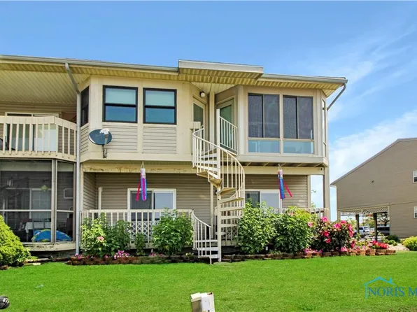 6506 N Harris Harbor Dr, Oak Harbor, OH 43449