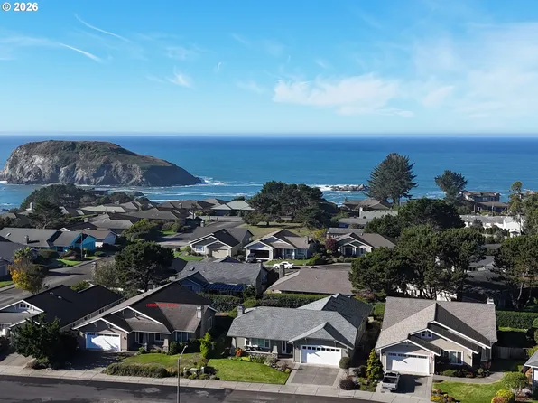 17186 S Passley Rd, Brookings, OR 97415