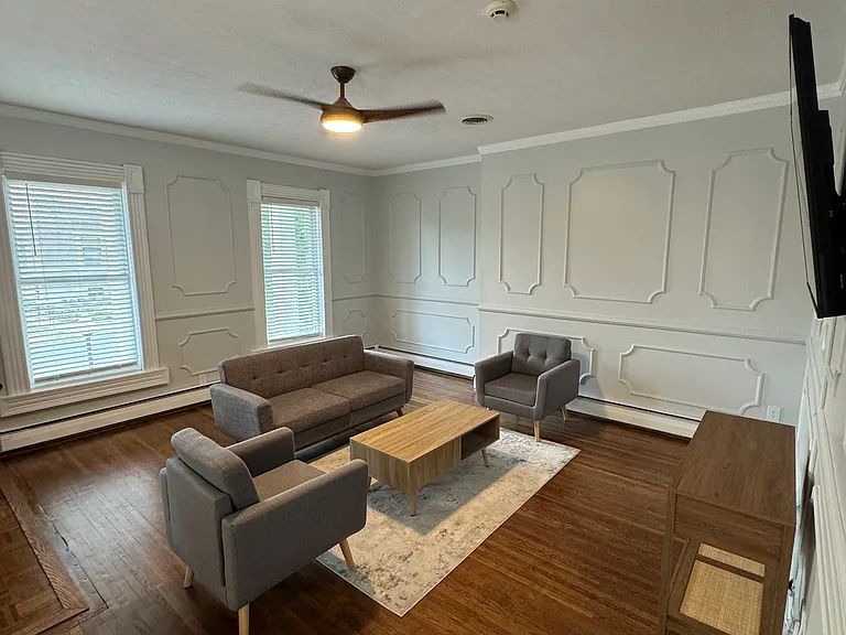 153 S Paint St #B — Photo 5