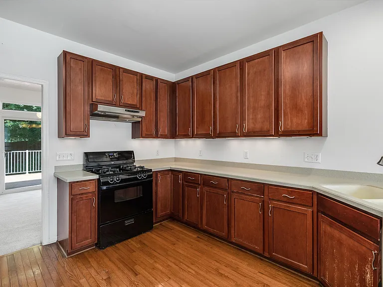 1341 Hollins Hall Ln — Photo 3