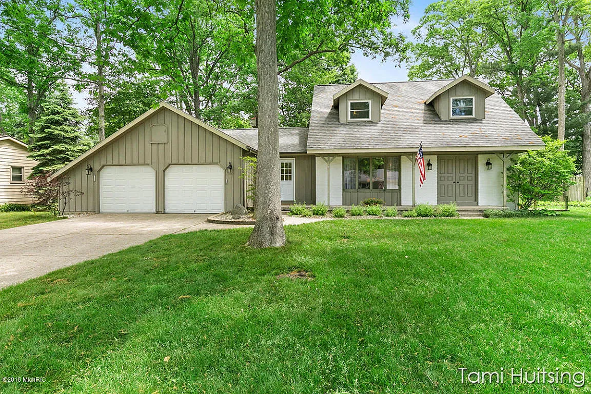 6932 Georgetown Ave photo 1