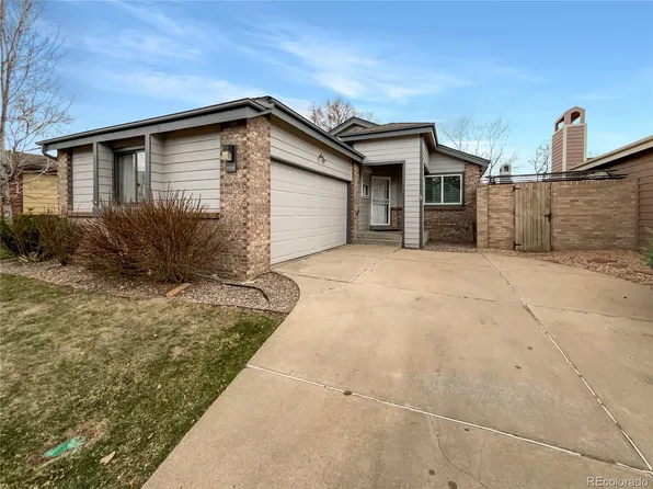 11228 E Baltic Drive, Aurora, CO 80014