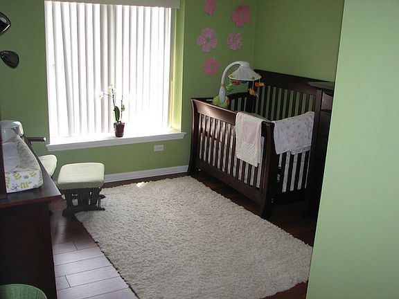4th image of 615 Perrie Dr APT 405