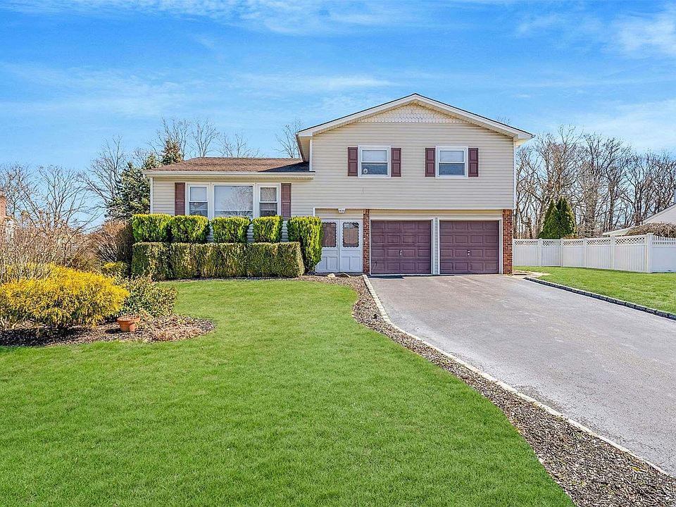 1st image of 35 Sparrow Drive