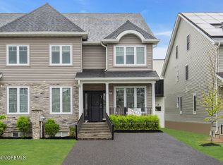 7 Sablow Dr, Lakewood, NJ 08701