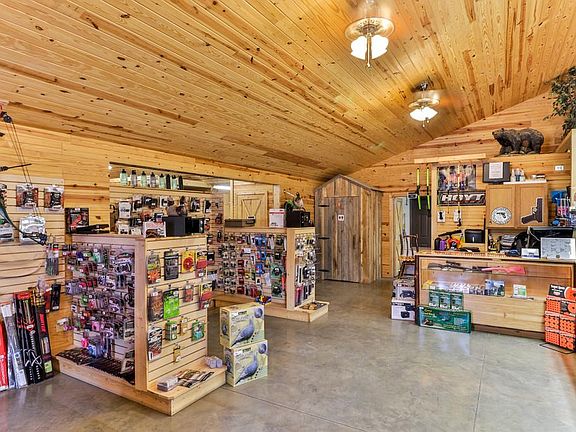 3rd image of 3480 Summertown Hwy