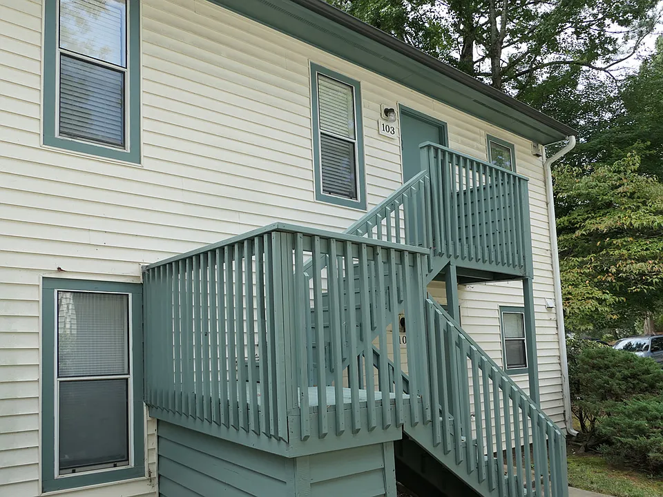 103 Ashley Forest Rd