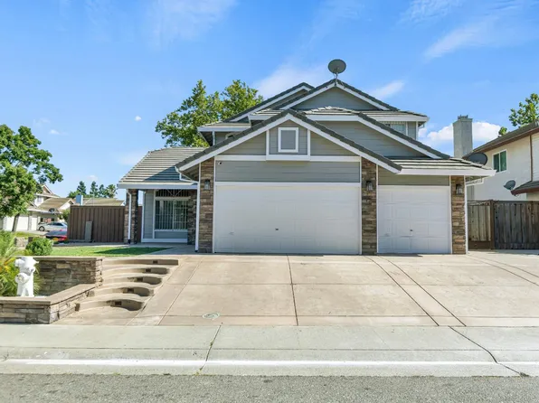 9044 Giant Panda Dr, Sacramento, CA 95829