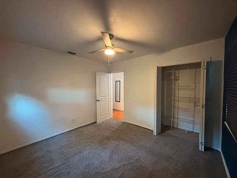 226 Palm Ave — Photo 10