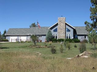 12076 Woodford Rd, Custer, SD 57730