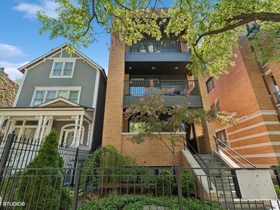 637 W Melrose St APT 2, Chicago, IL, 60657