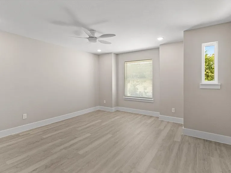 2644 Hutchinson St #2644 — Photo 6