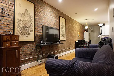 Rented by Rennit Inc.