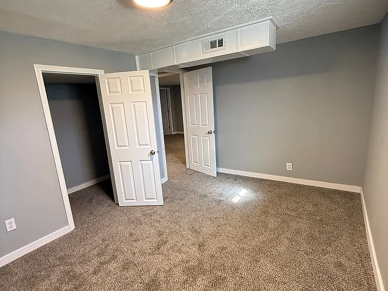 1453 S Fort Ave — Photo 31