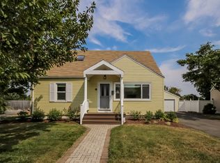 60 Ash St, Stratford, CT 06615