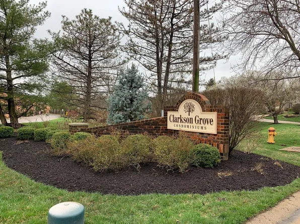 16250 Lea Oak Dr, Chesterfield, MO 63017