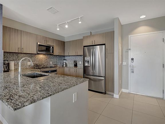 2nd image of 5350 NW 84th Ave #2010