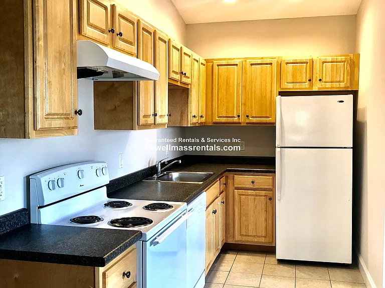 725 Merrimack St #304 — Photo 13