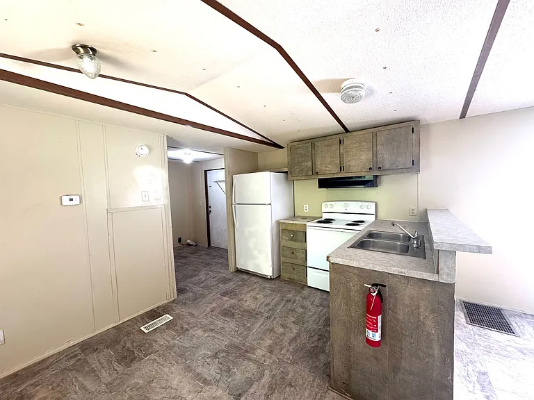 4888 State Highway 71 Grn #D — Photo 4