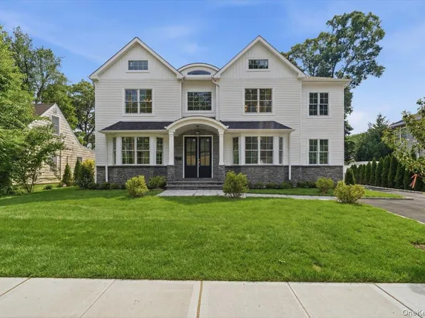 96 Shadyside Avenue, Port Washington, NY 11050