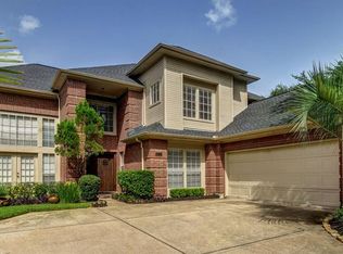 211 Whisper Ridge Pl, Sugar Land, TX 77479