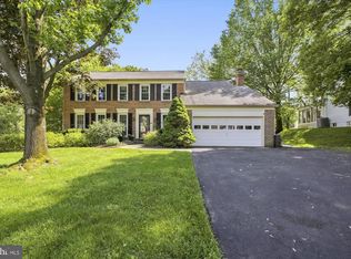 10 Native Dancer Ct, Gaithersburg, MD 20878