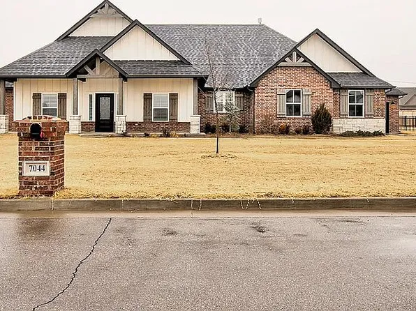 7044 Chestnut Ln, Enid, OK 73703
