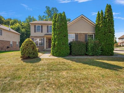 13042 Cumberland Ct, Belleville, MI, 48111