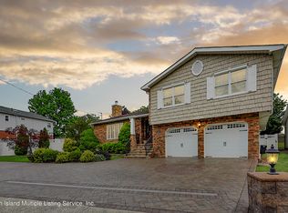 2144 S Service Rd, Staten Island, NY 10309