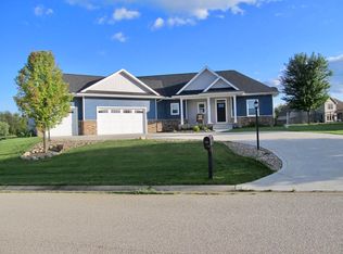 14576 Field Crest Ct, Middlebury, IN 46540
