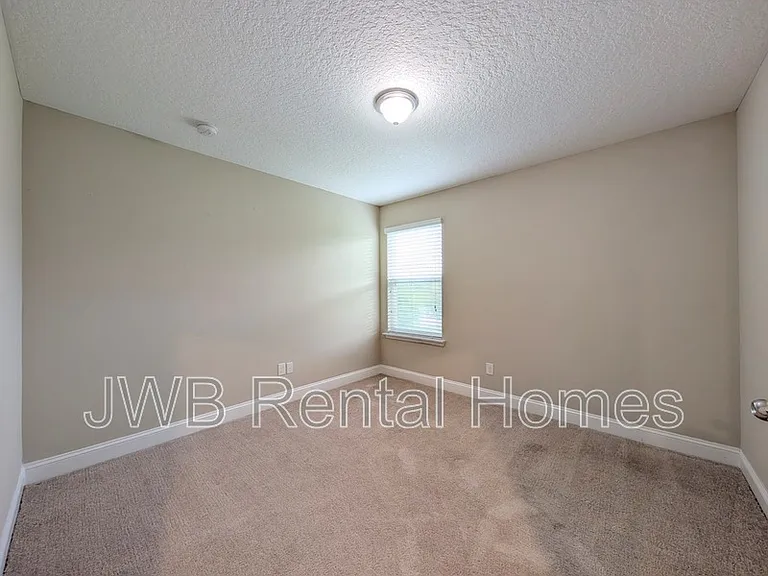 95 Silver Creek Pl — Photo 9
