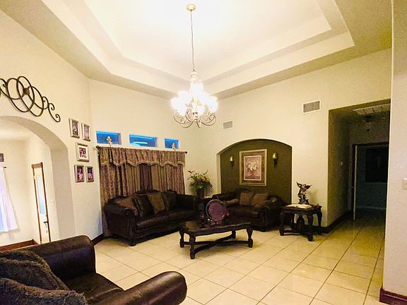 5th image of 209 Imelda Dr