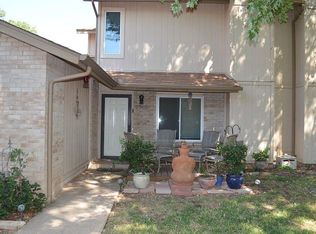 9785 Hefner Village Blvd, Oklahoma City, OK 73162