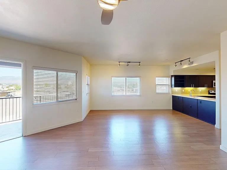 Platinum Apartments — Photo 29